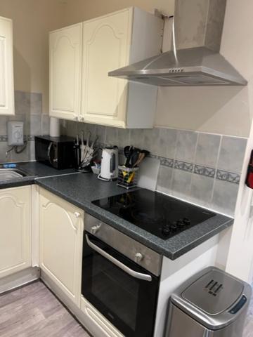 אינברנס Waverley Inn Flat מראה חיצוני תמונה